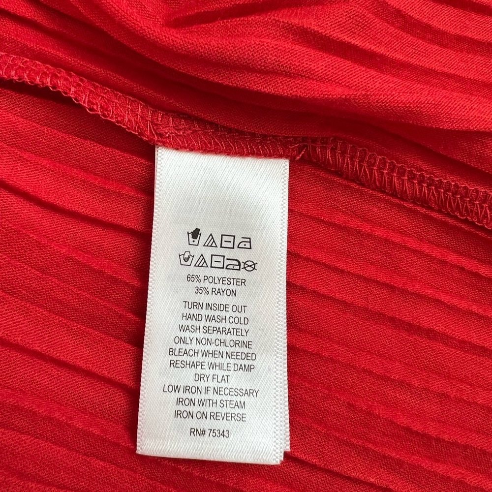 Vibrant red-orange pleated a-line skirt - Picture 9 of 10